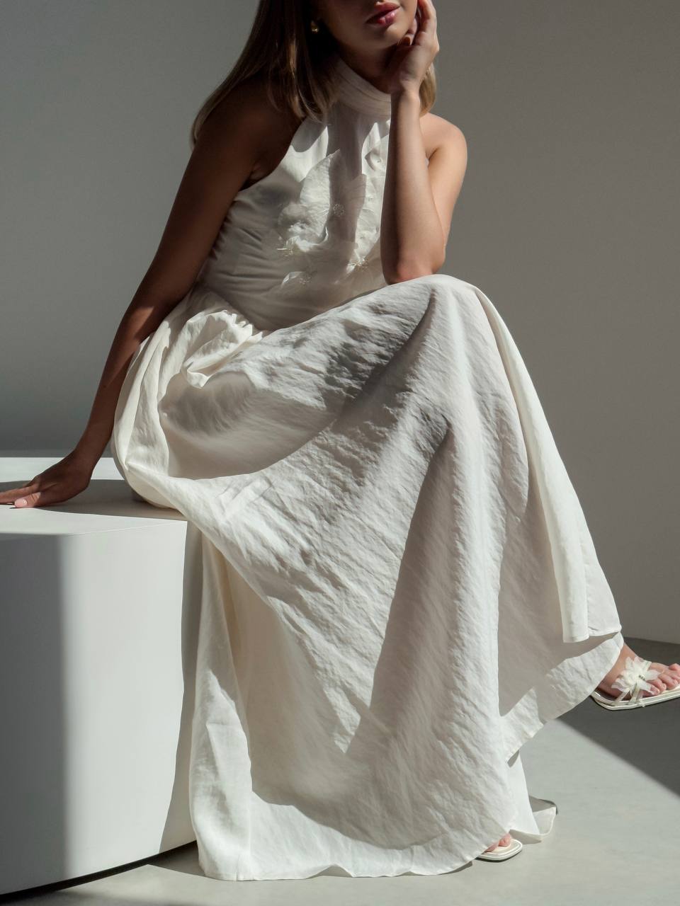 Balta suknelė JASMIN