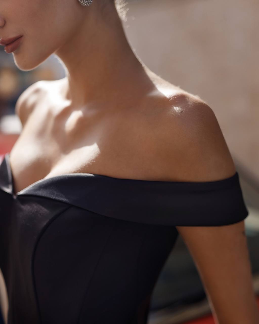 Juoda suknelė JUSTINE