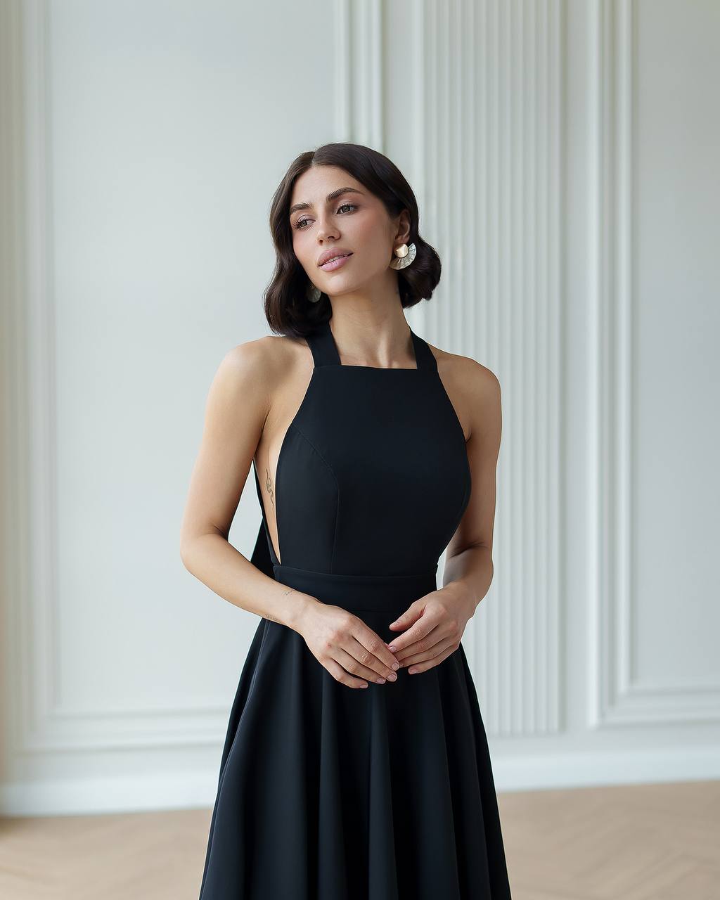 Juoda midi suknelė PAIGE