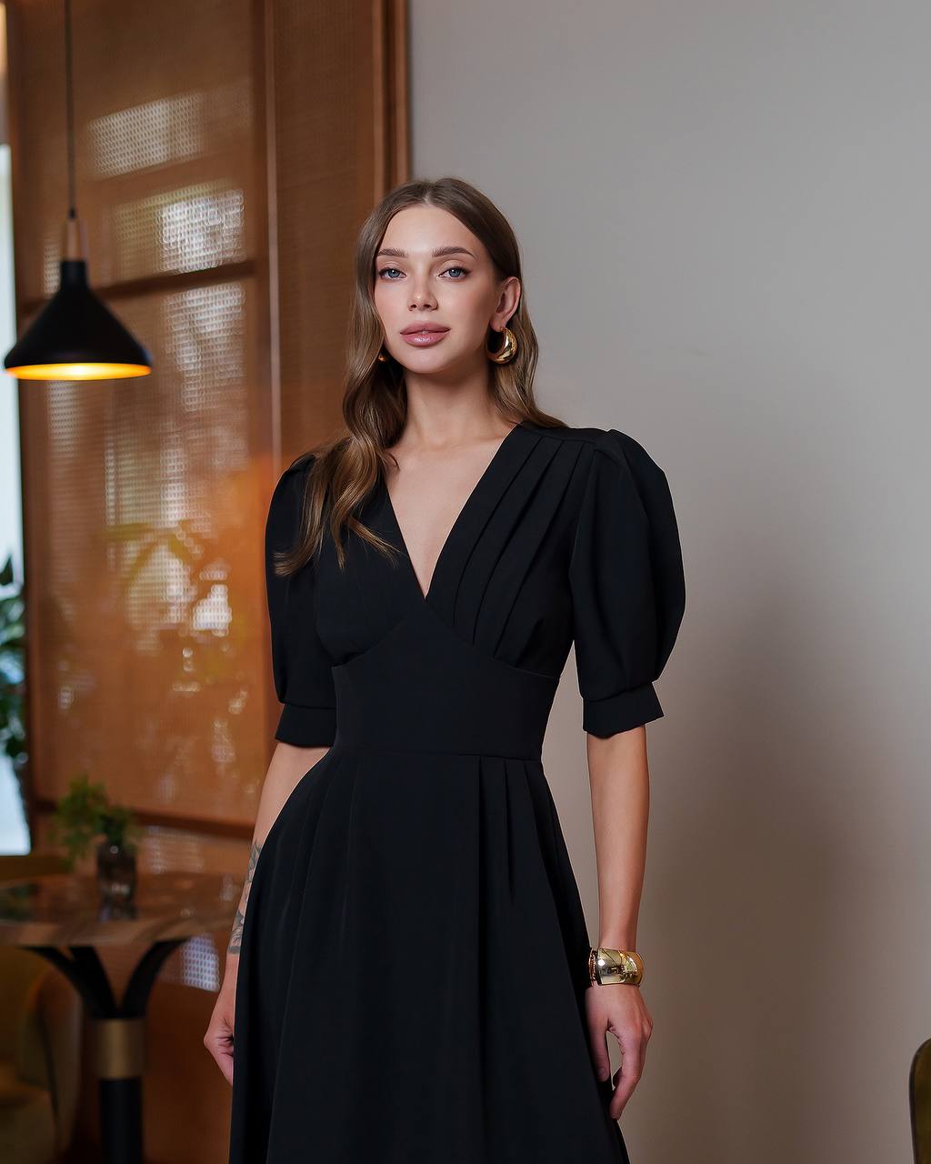 Juoda midi suknelė GRACE