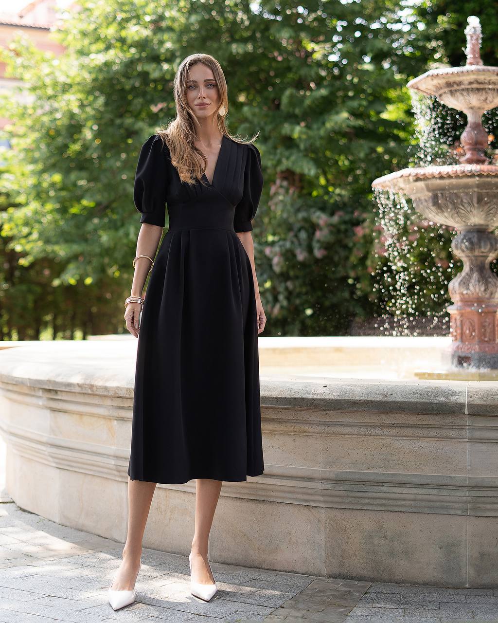 Juoda midi suknelė GRACE