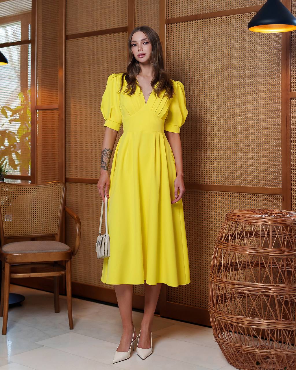 Geltona midi suknelė GRACE