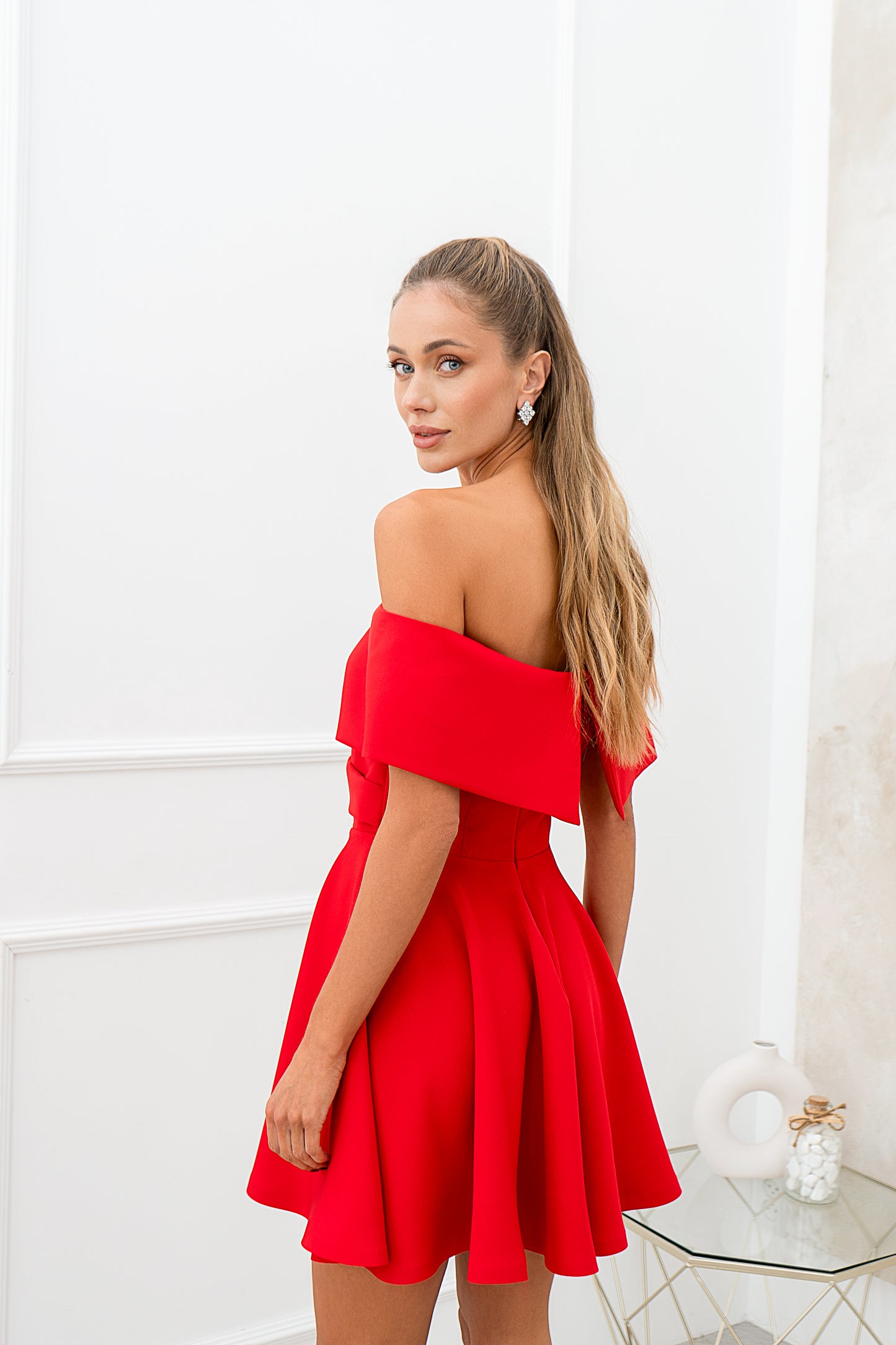 Raudona mini suknelė TORI