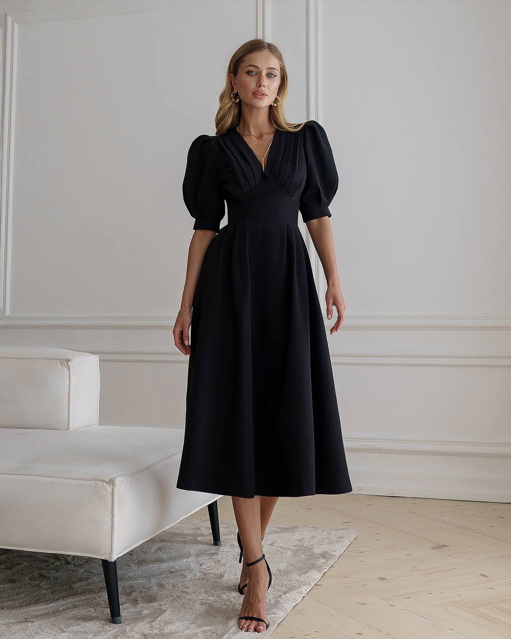 Juoda midi suknelė GRACE