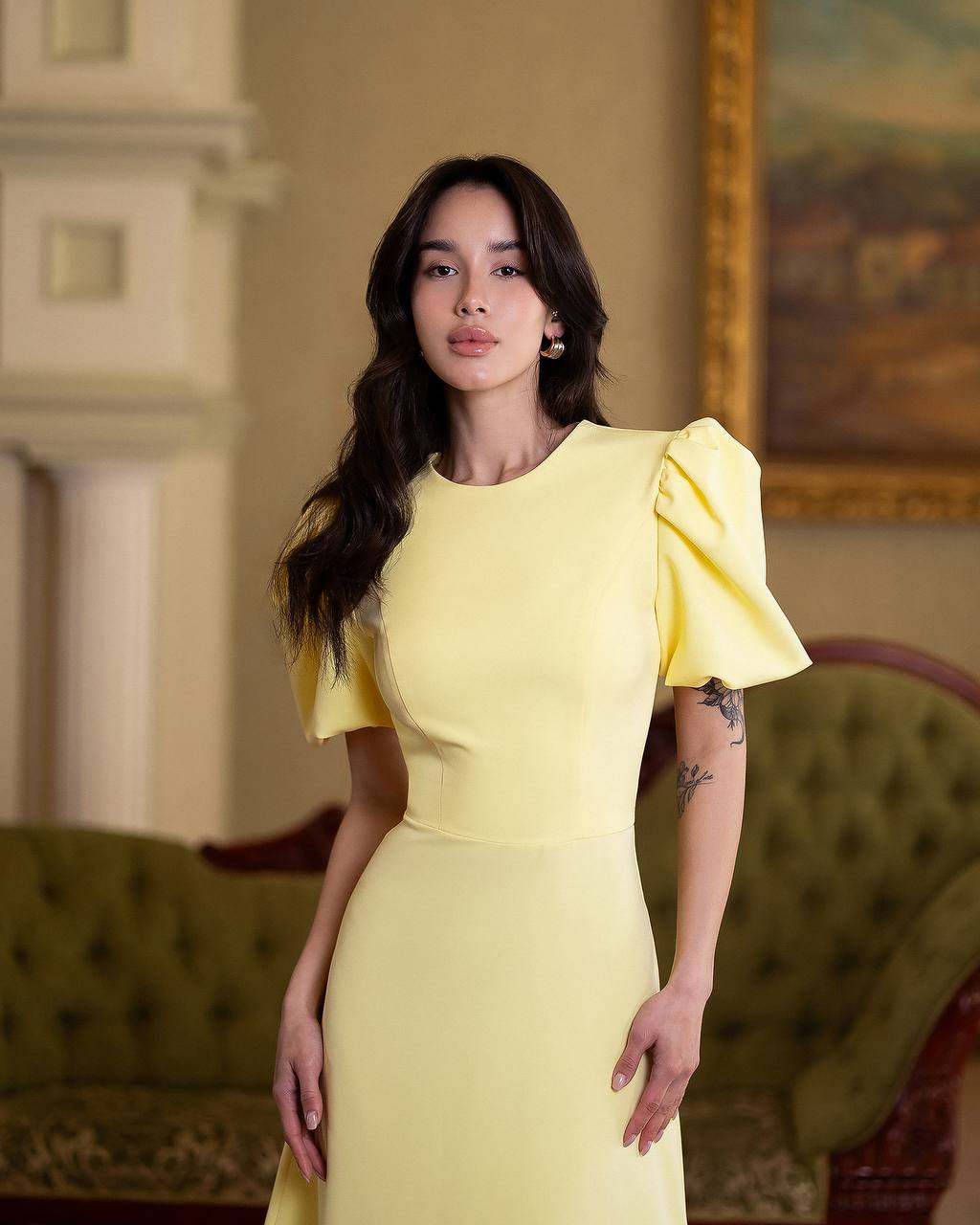 Geltona midi suknelė LEYLA