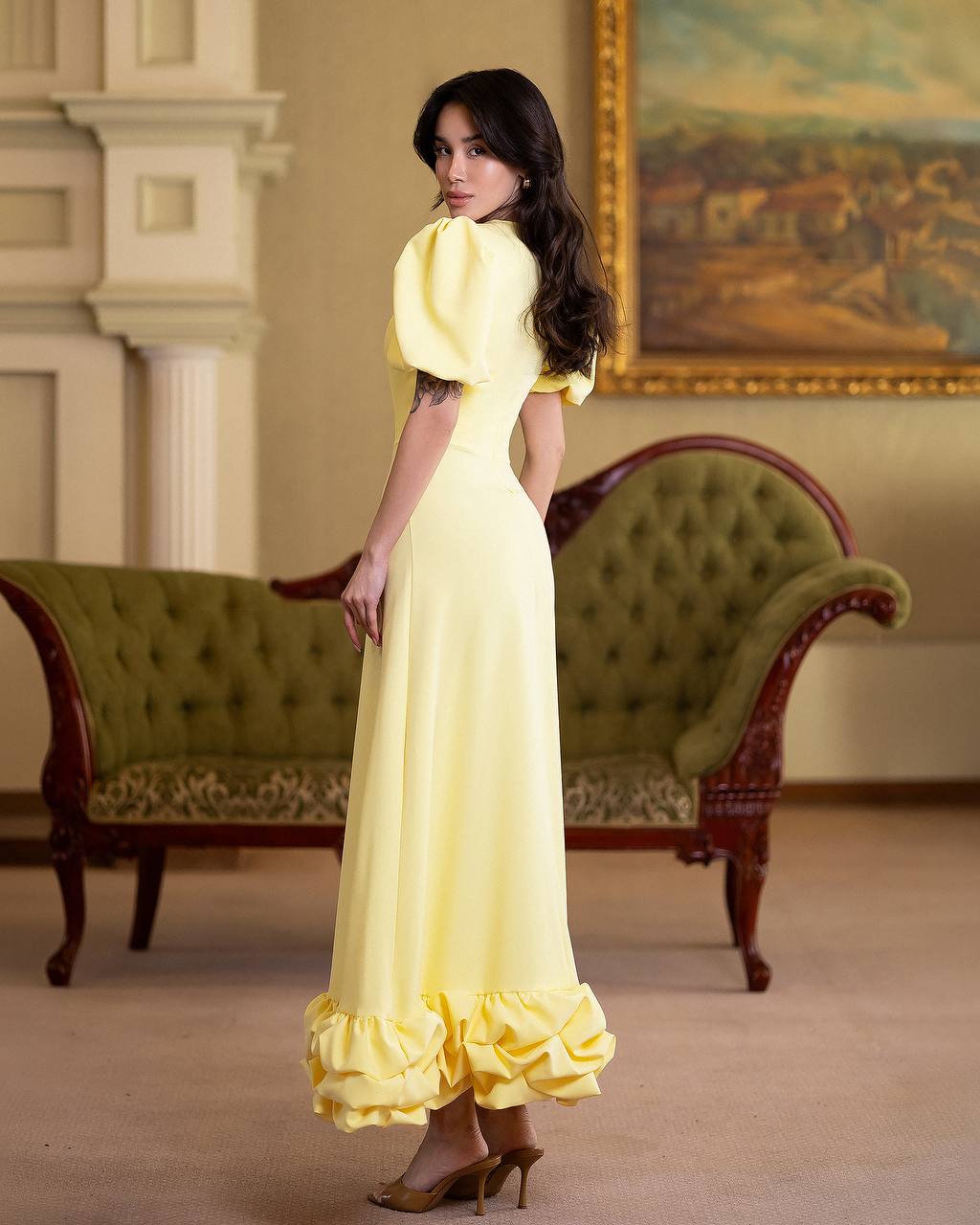 Geltona midi suknelė LEYLA